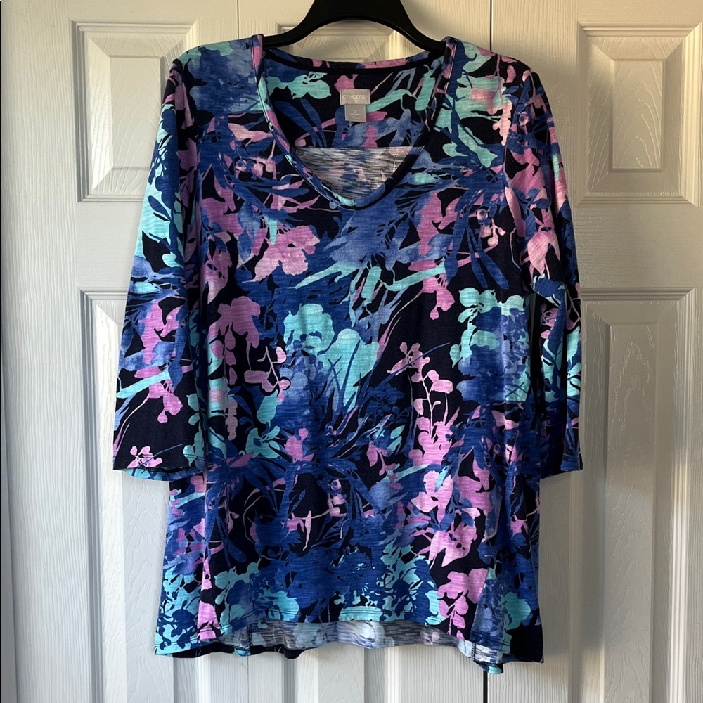 Chico’s Floral V-Neck Women's Top - Multicolor Size 2